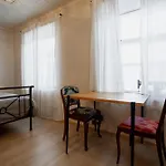 Von Aghte Small 库雷萨雷