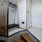 Von Aghte Small *