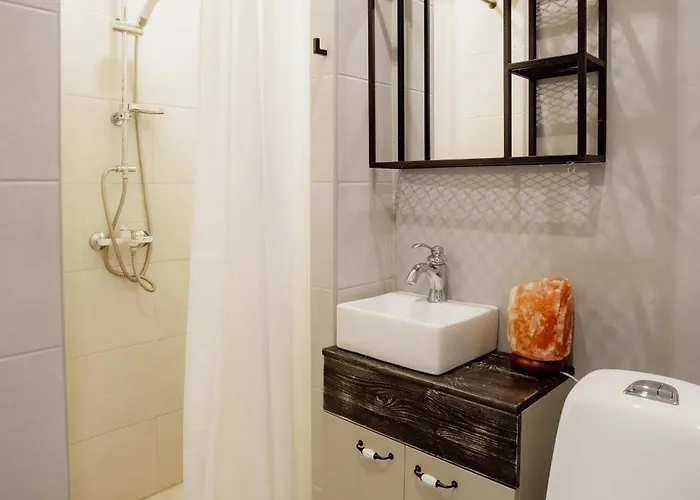 Von Aghte Small * Kuressaare