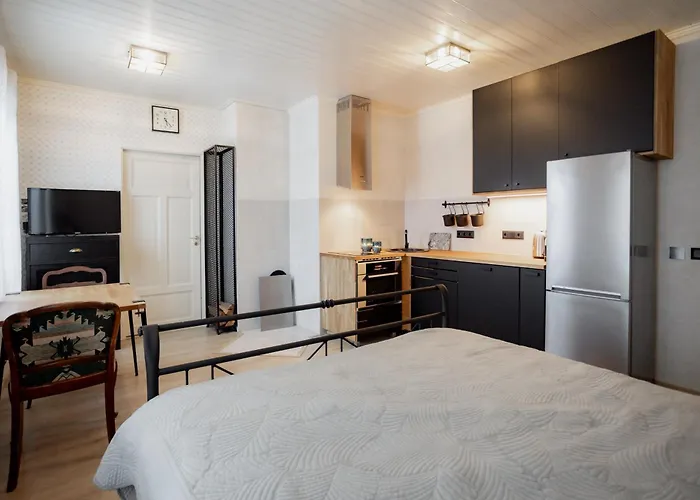 Von Aghte Small Apartament Kuressaare