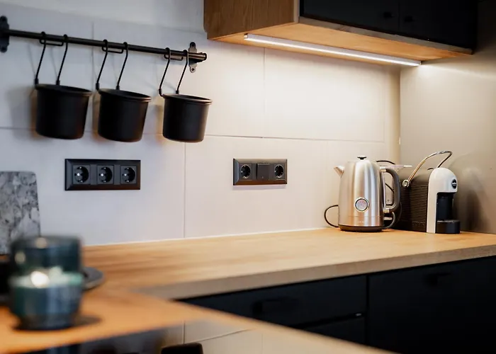 Von Aghte Small * Kuressaare